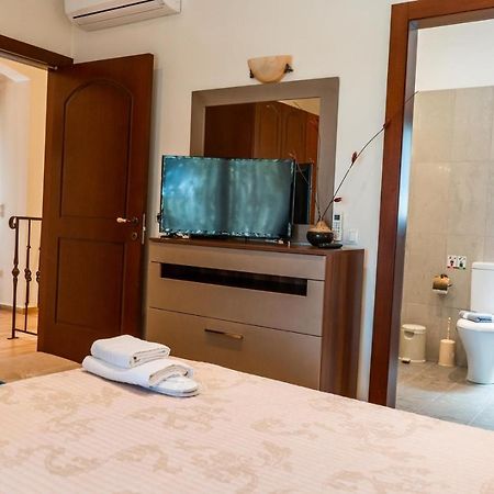Luxury Villa Jupiter Agios Spyridon  エクステリア 写真