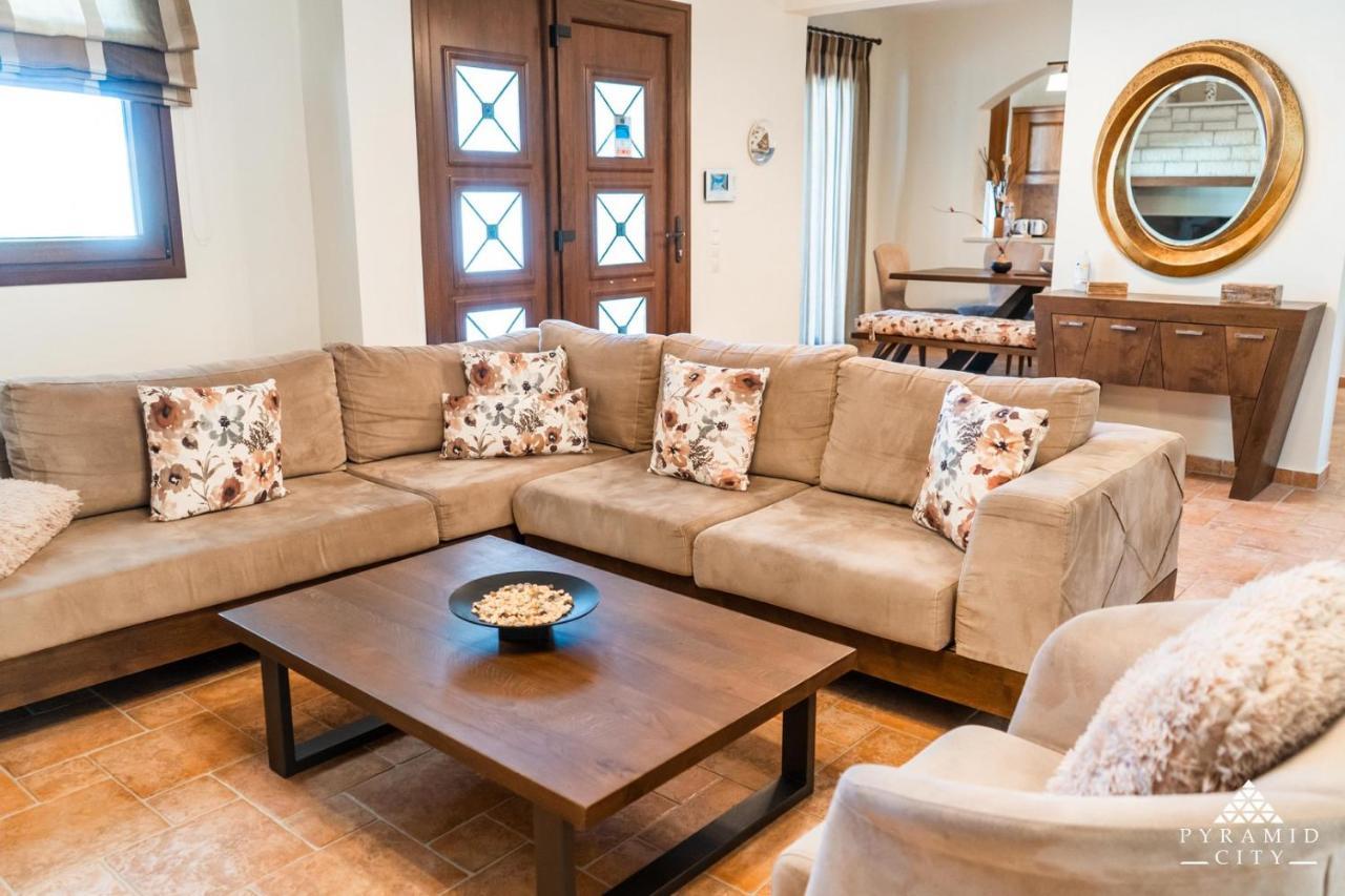 Luxury Villa Jupiter Agios Spyridon  エクステリア 写真