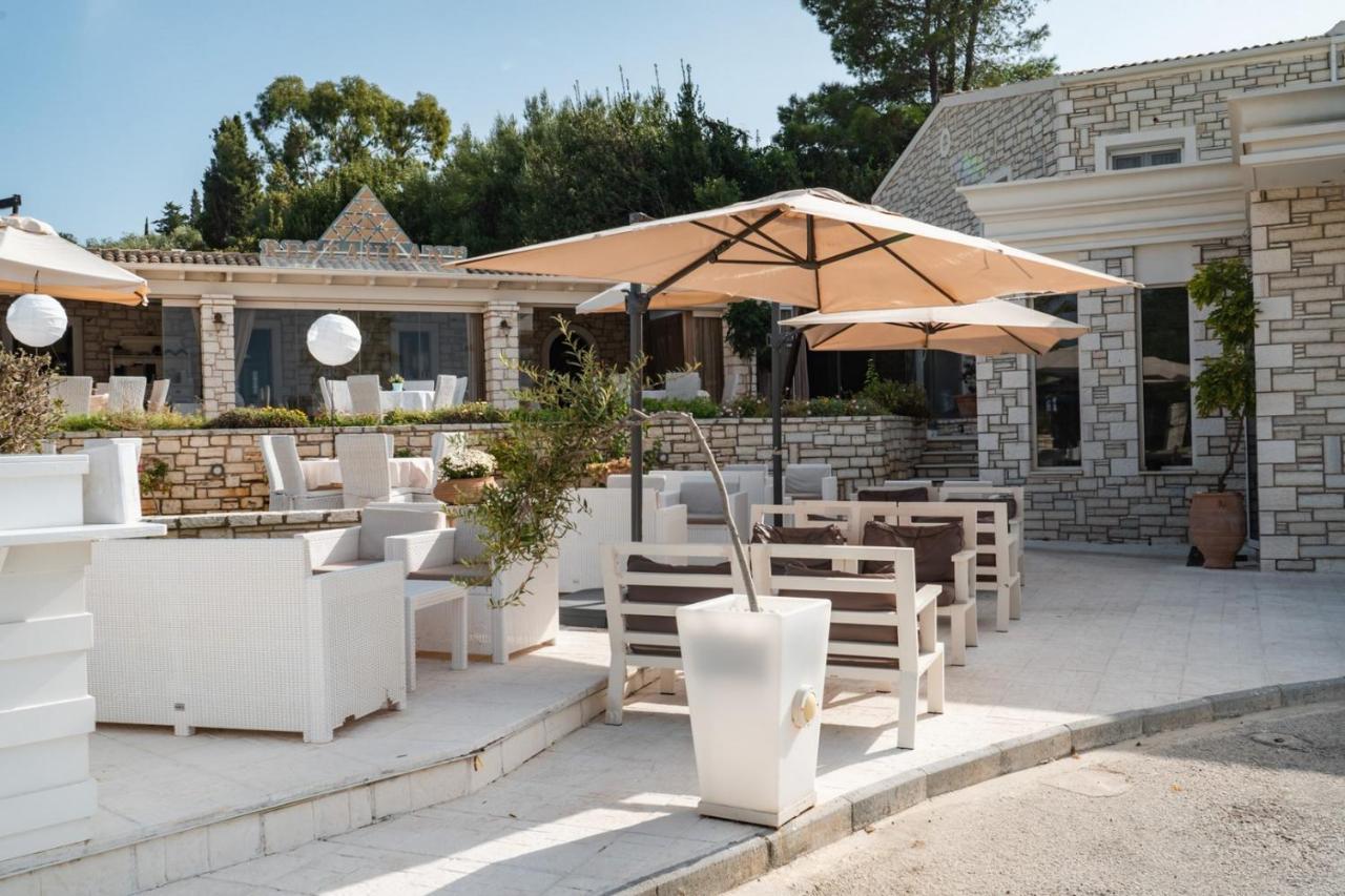Luxury Villa Jupiter Agios Spyridon  エクステリア 写真
